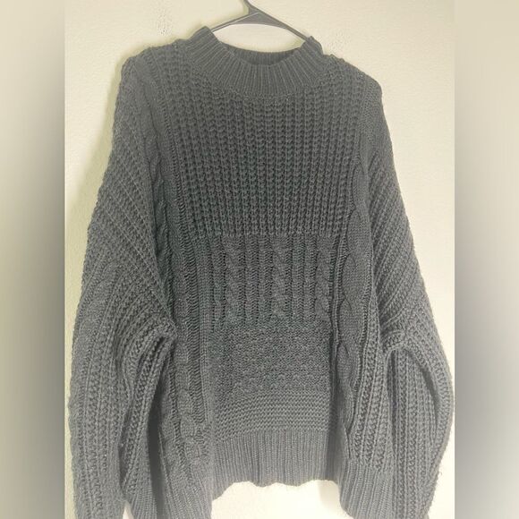 Time and Tru Sweaters - Time and Tru Cable Knit Ballon Sleeve Black Sweater Size  XXL ( 20 )